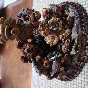 Boyds bears.  The Family. New Bearstone collection